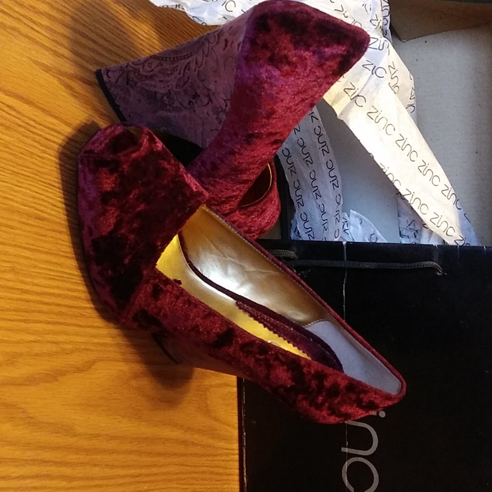 Zinc open toe heels